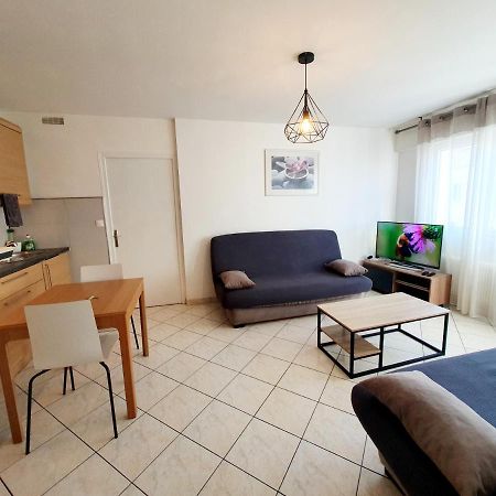 Apartament Apart 5 Personnes, 1Min Gare D'Annemasse, Geneve 5Km Zewnętrze zdjęcie