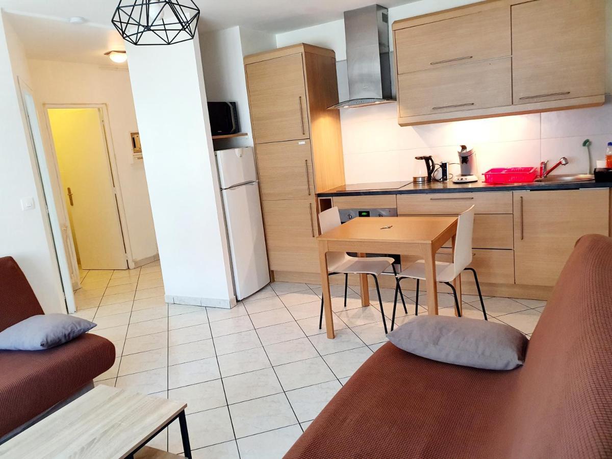 Apartament Apart 5 Personnes, 1Min Gare D'Annemasse, Geneve 5Km Zewnętrze zdjęcie